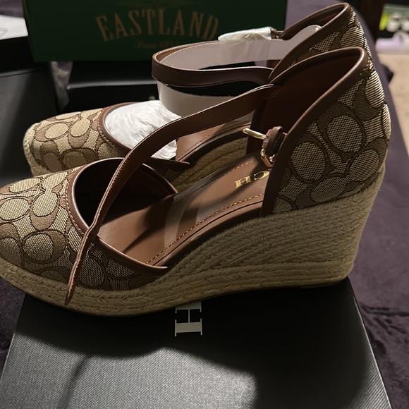 Brand New in Box Raine SIG ESPADRILLE Khaki/saddle size 11B - Picture 6 of 9